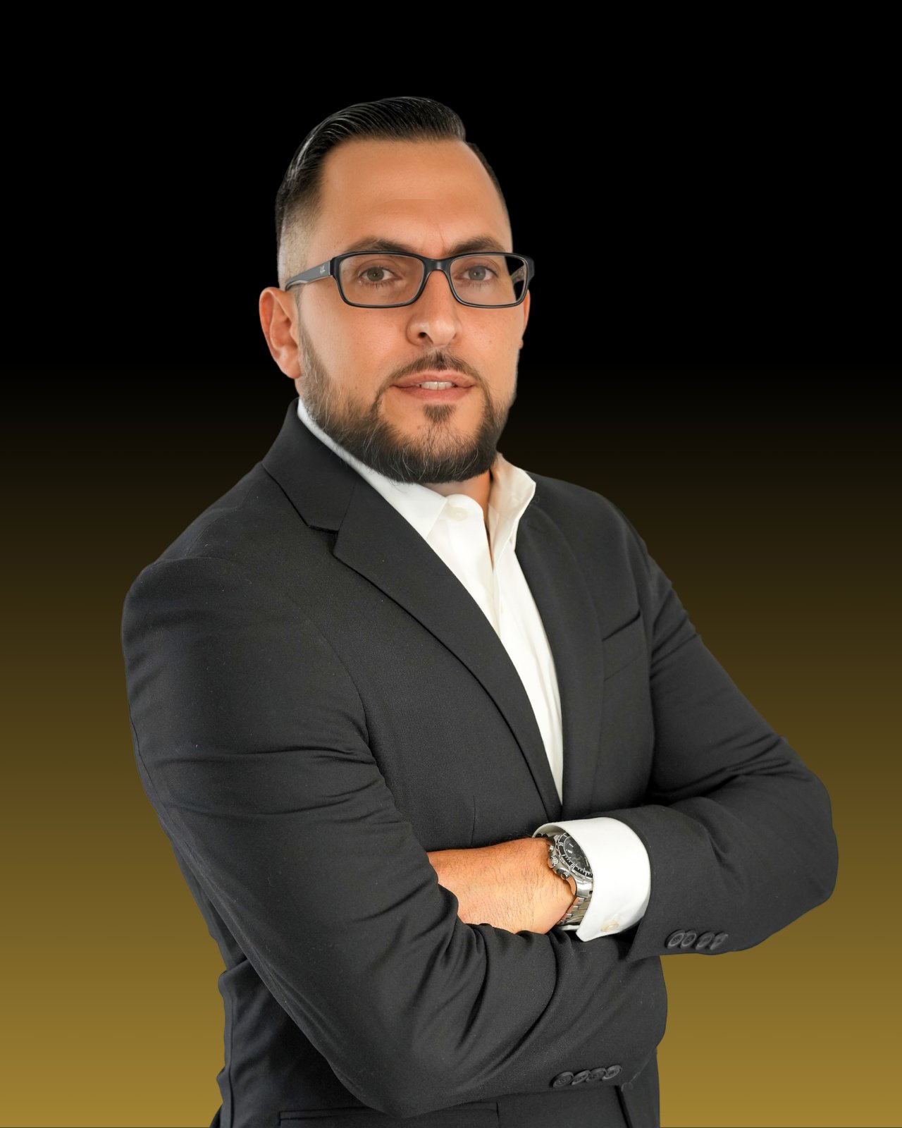 Elias  Handal 