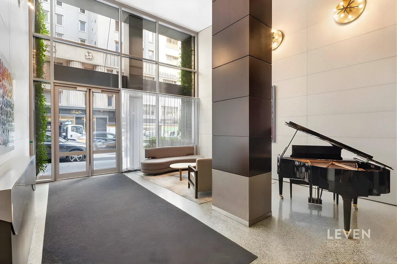 100 West 58th Street #11AB