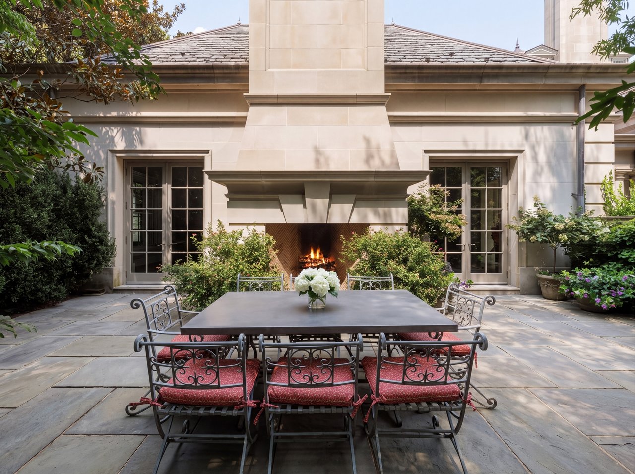 Wayside Manor