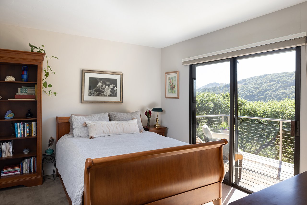 The Valley Hideaway
