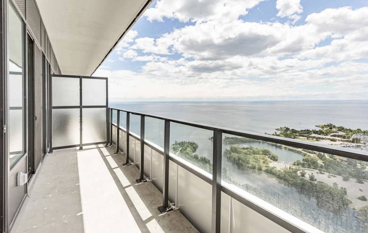 20 Shore Breeze Dr Unit: 4401