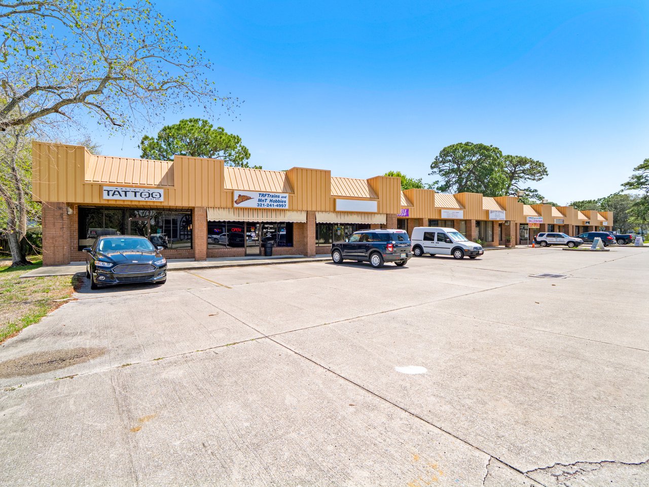 2715 N Harbor City Blvd