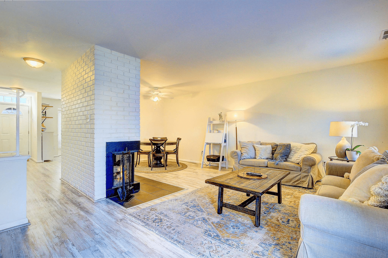 1448 Blockton Court