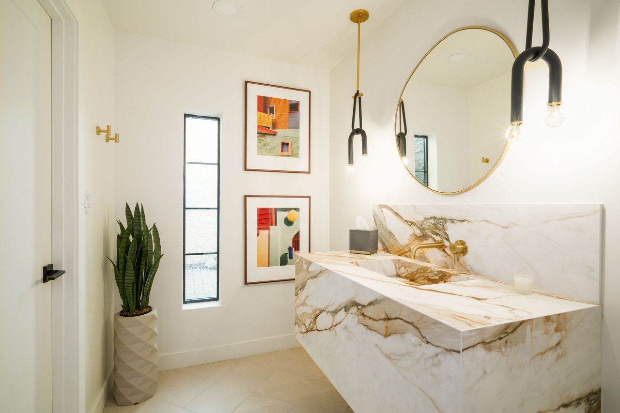 2737 E ARIZONA BILTMORE Circle 3