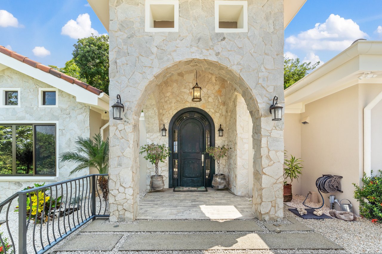 Villa Valhalla | Prime Ocean-View Property in One of Guanacaste’s Most Desirable Beach Towns