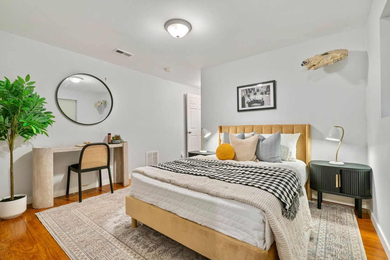 23 Fernwood Ave