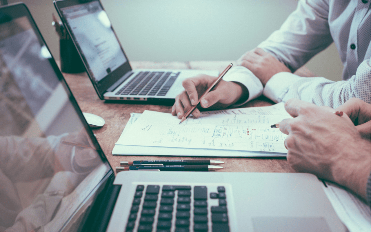 How to Handle Multiple Offers on Your Home