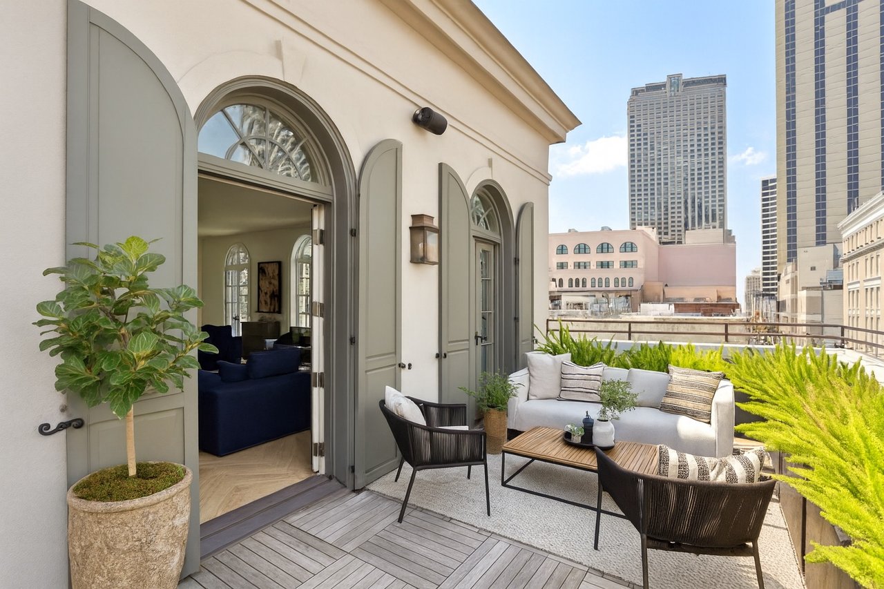 416 Common Street PHB