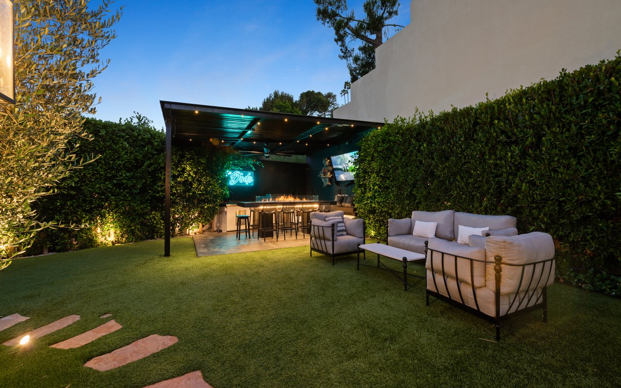 2209 Banyan Dr, Brentwood