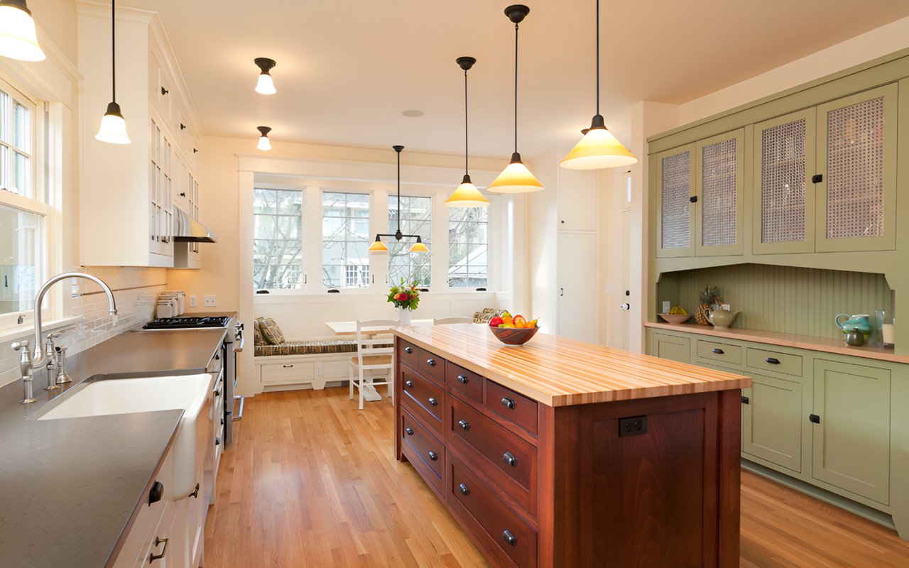 Buying or Selling First in Silicon Valley: What's the Smart Move?