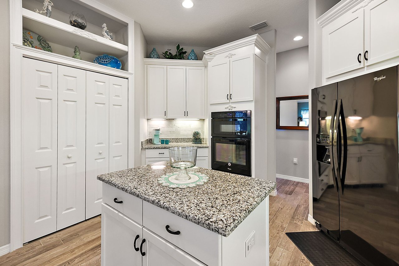 8376 Bridgeport Bay Cir