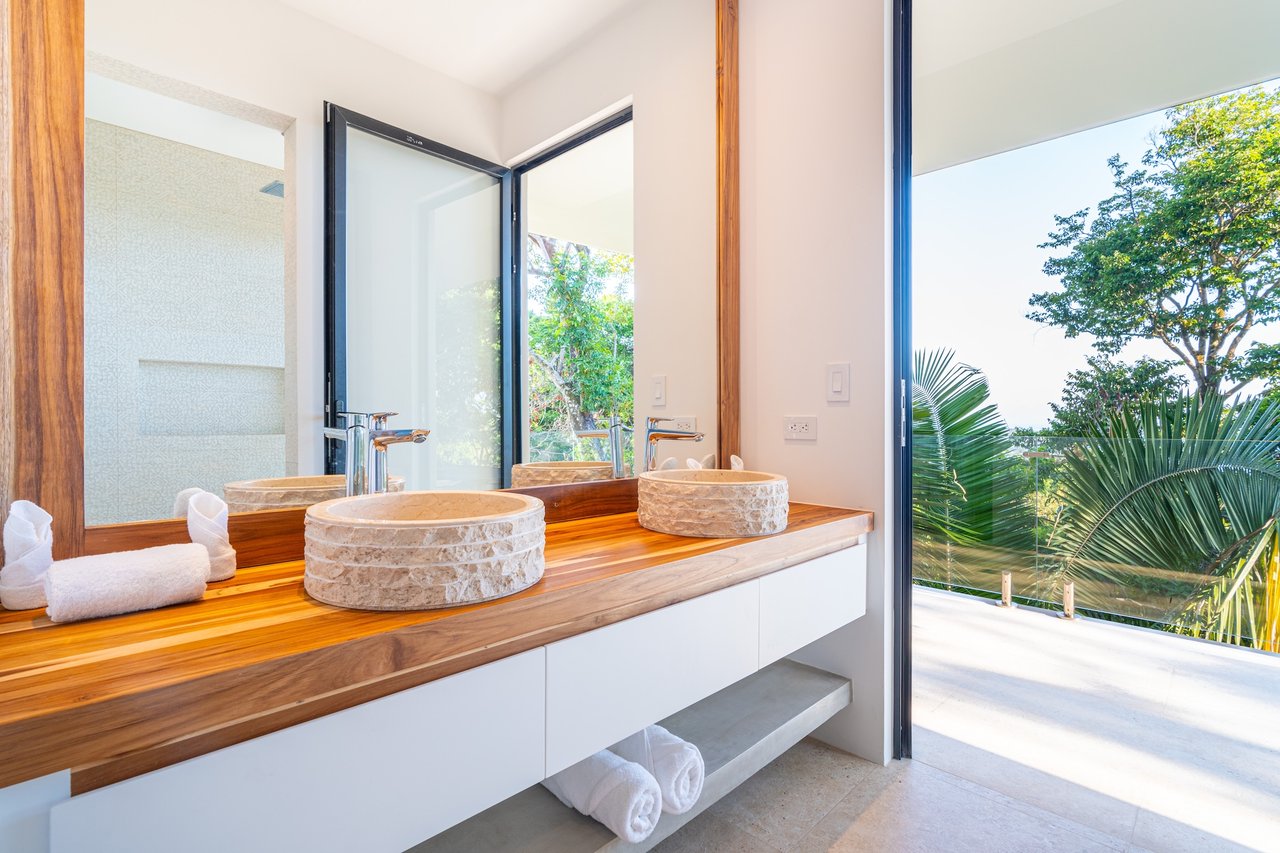 Casa Colibri — Protected Whale's Tail Views From a Private 3-Home Ridge Enclave | Uvita