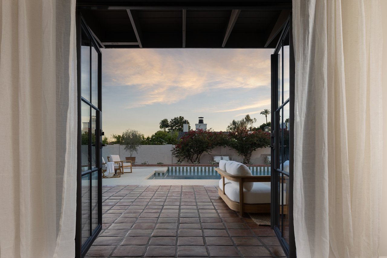 5501 E CAMELBACK Road