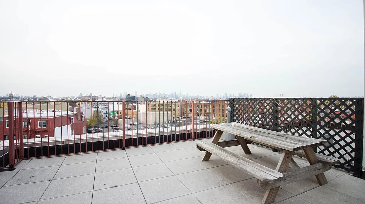 184 Noll Street 2E