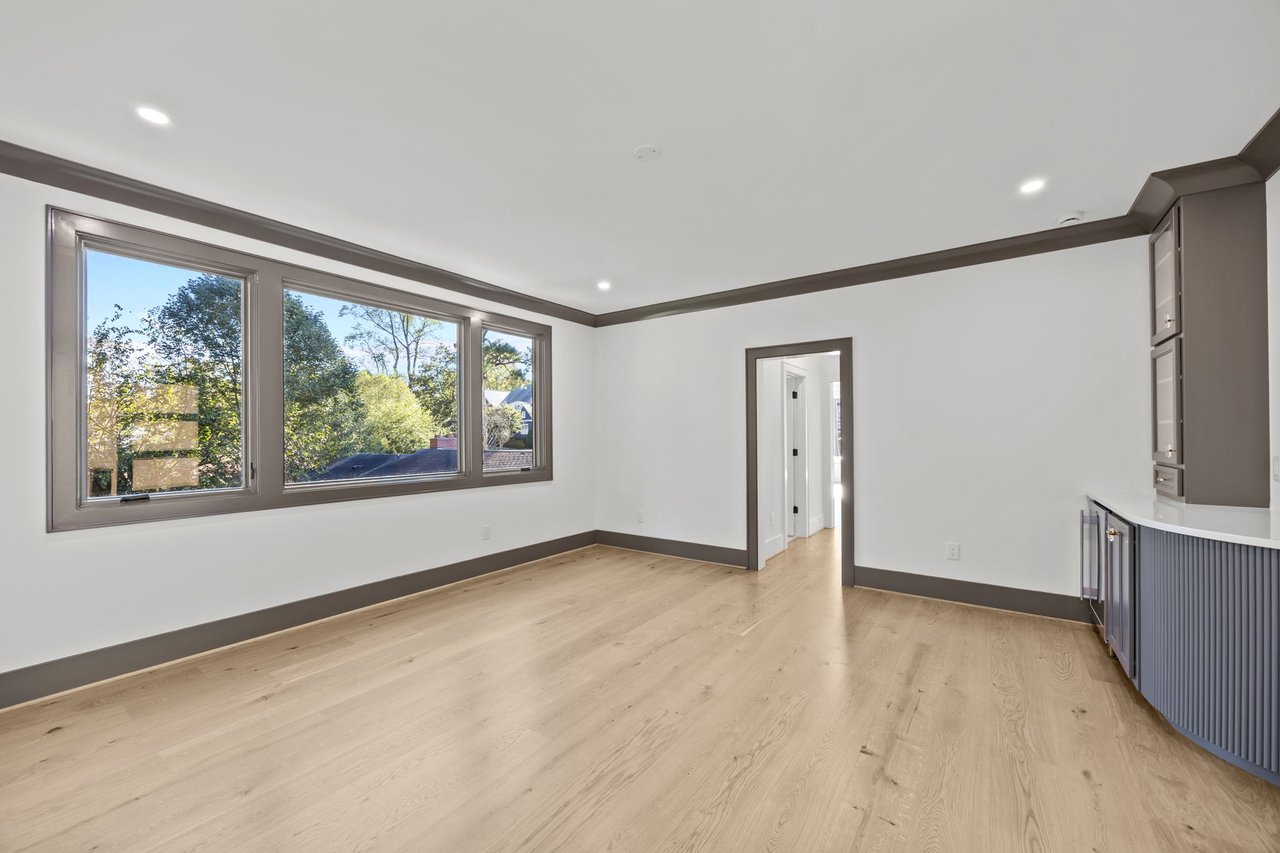 2419 Medway Dr