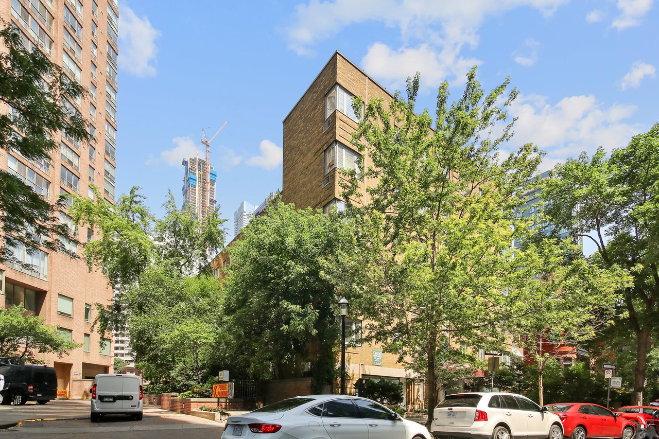 26 St. Joseph Street 609