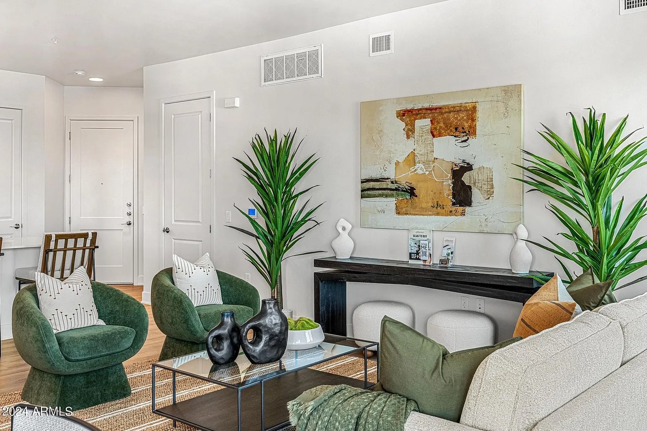 3131 N CENTRAL Avenue, 4015, Phoenix Unit: 4015