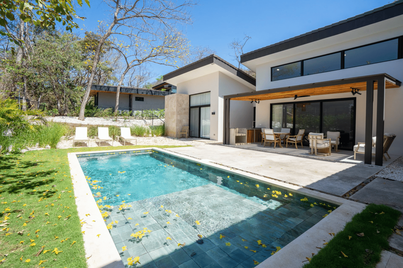 Casa Robles 47 - Las Ventanas - Modern Tropical Living