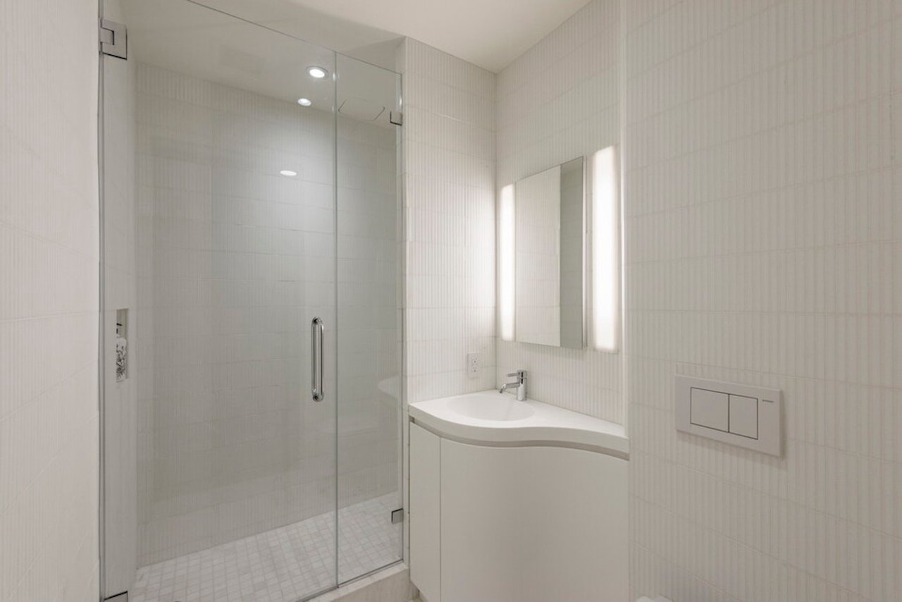 524 West 19th Street #1A
