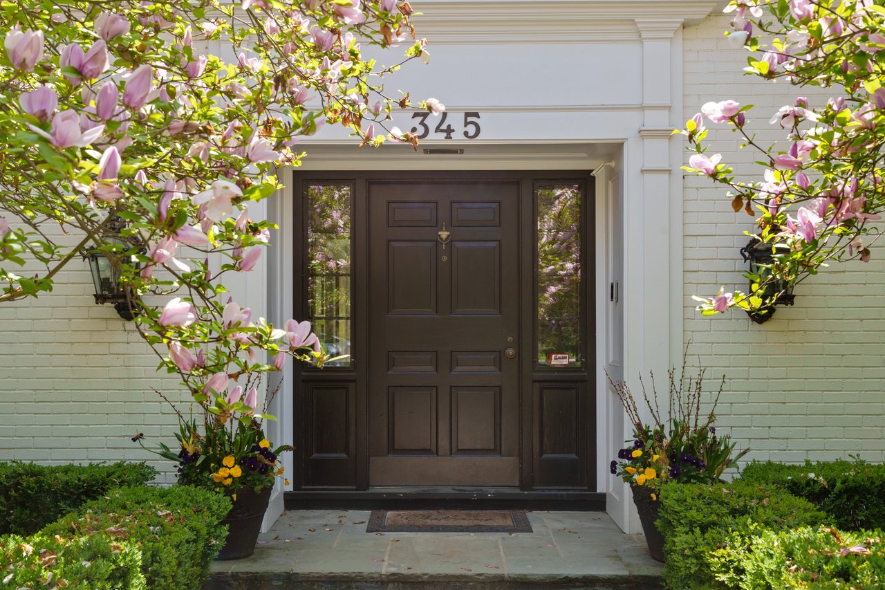 345 Woodridge Road