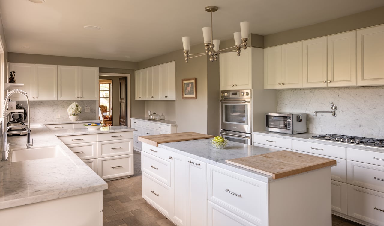 200 Fern Dr, Pasadena