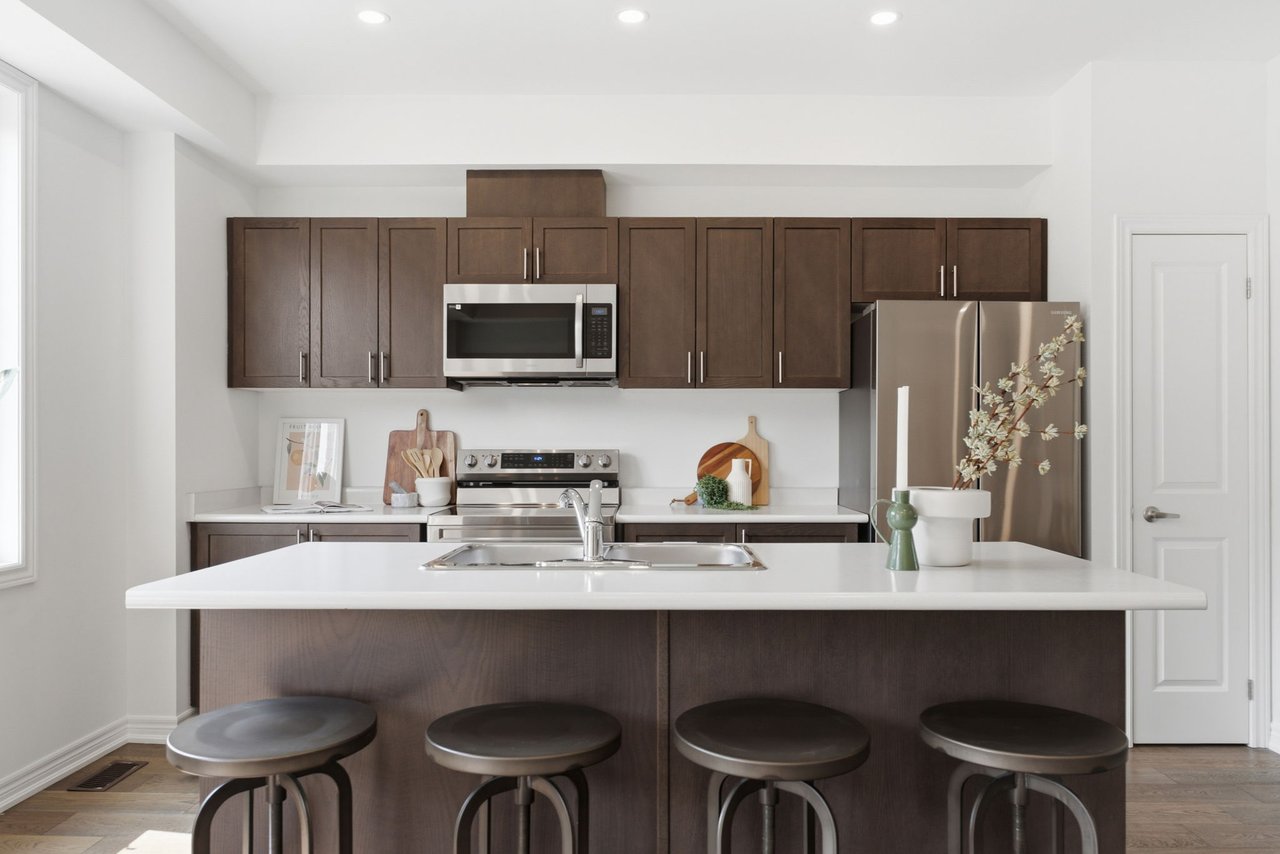 415 East 16th St