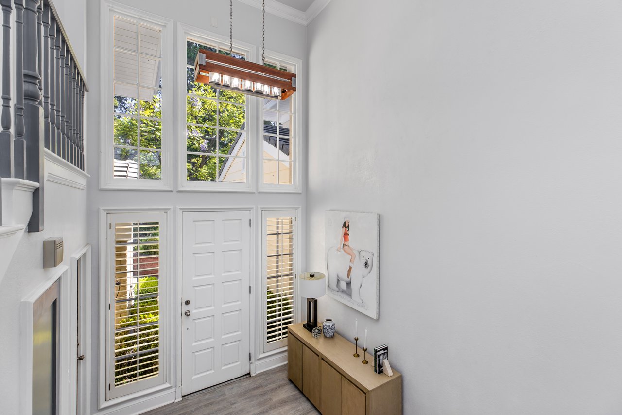 2254 The Terrace - Brentwood, Los Angeles