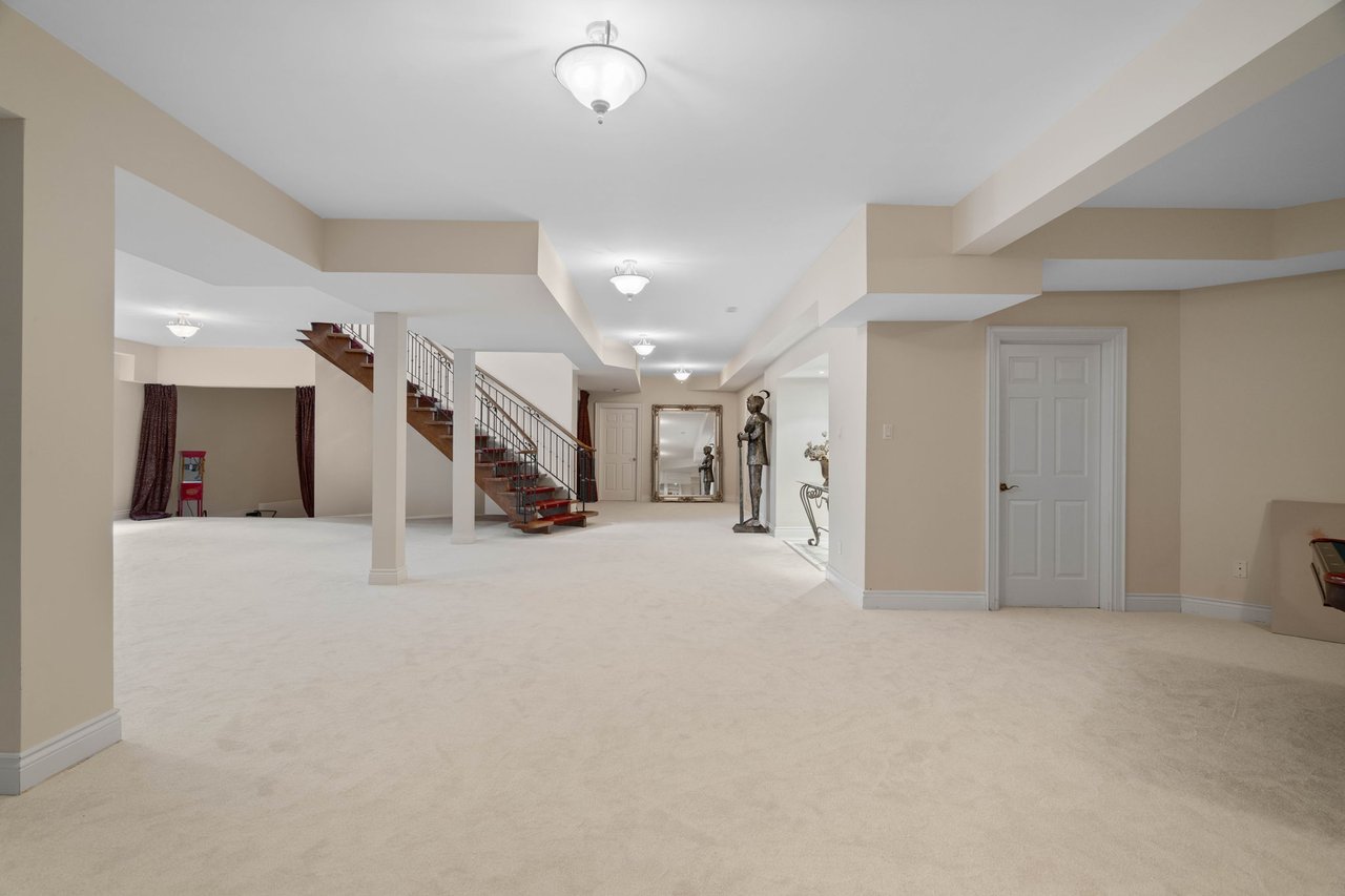 Neoclassical Residence