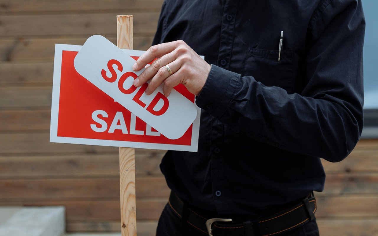 Selling Your Home This Year? Avoid These 6 Mistakes For A Smooth Sale