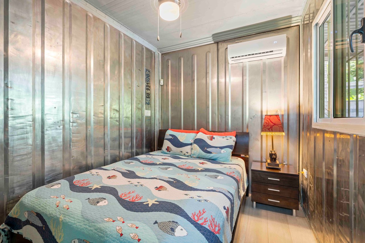 Casa Lemonpaloosa | Very Private Container Home!