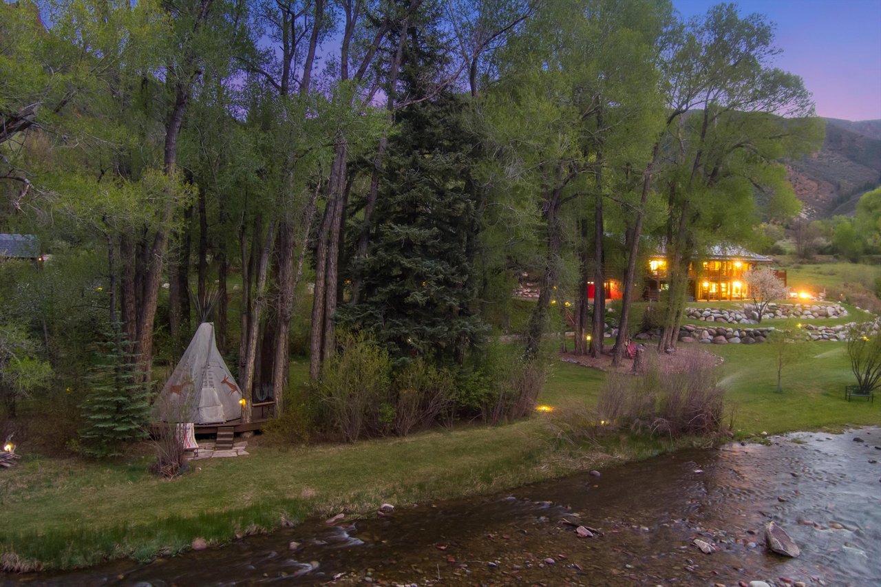 2134 Lower River