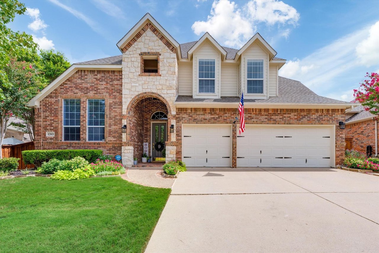 1203 Marblewood Dr