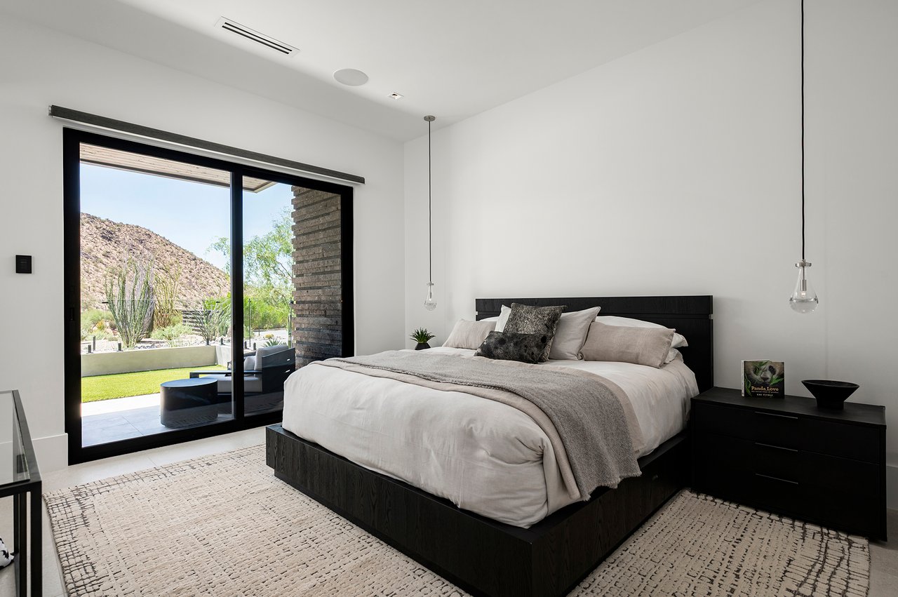 10784 E PINNACLE PEAK Road