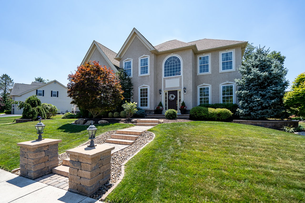 4800 Curly Horse Drive