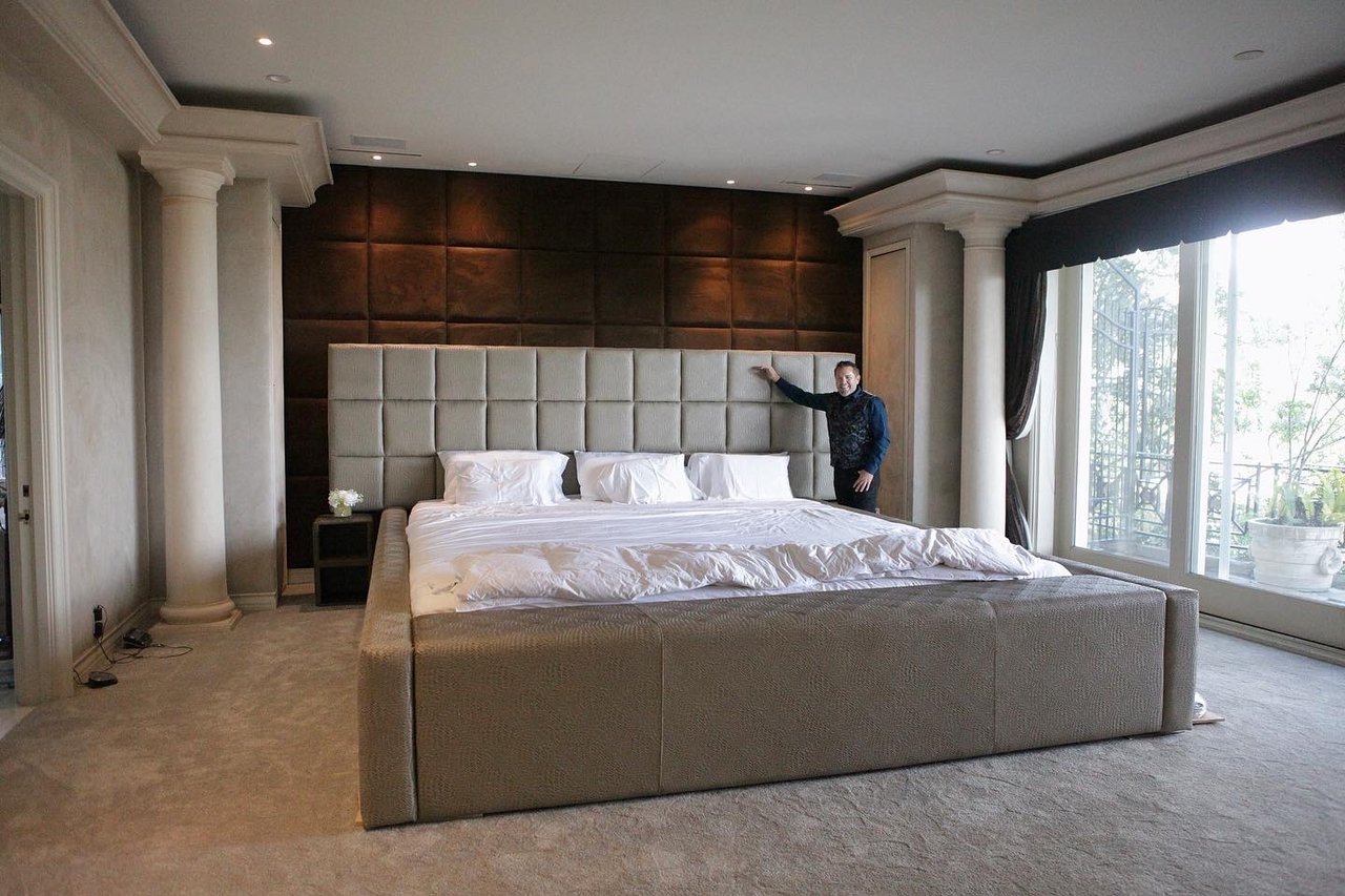 1235 Sierra Alta Way