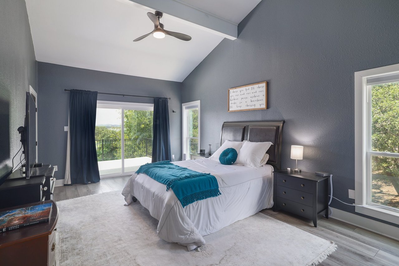 7206 Comanche Trail