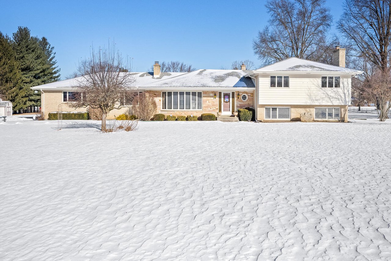 Acreage Living in DuPage County. 28W472 Cape Ave, West Chicago