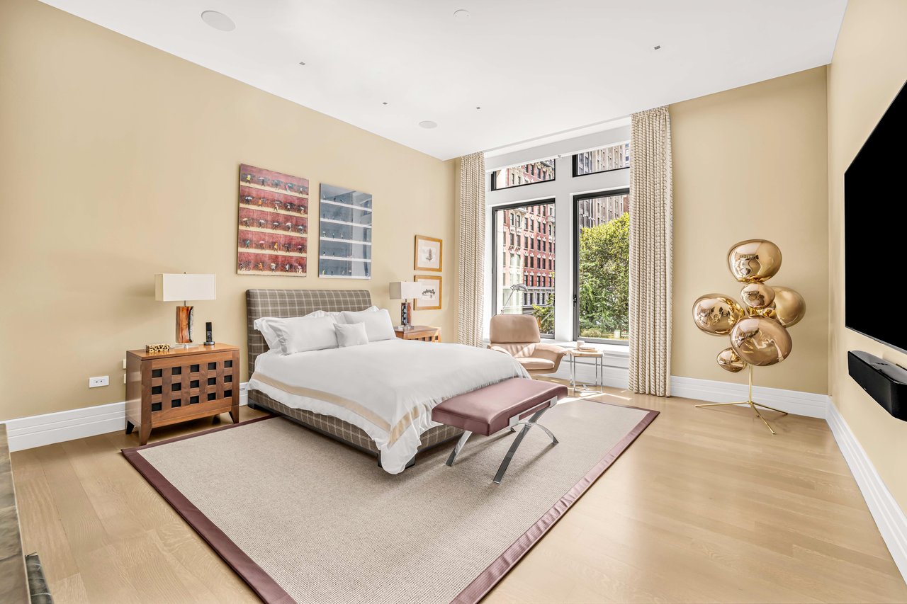 212 Fifth Avenue