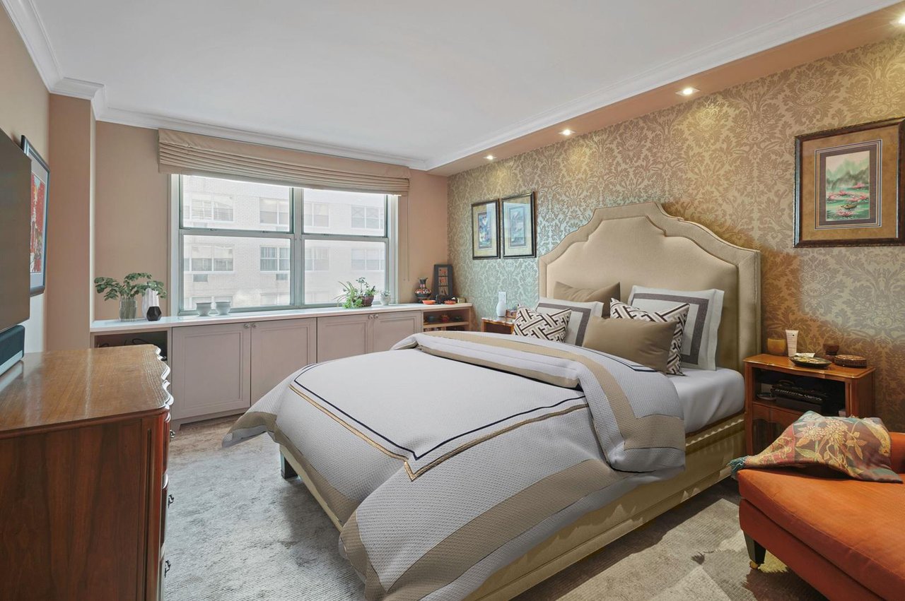 315 East 70th Street, Apt 9-G