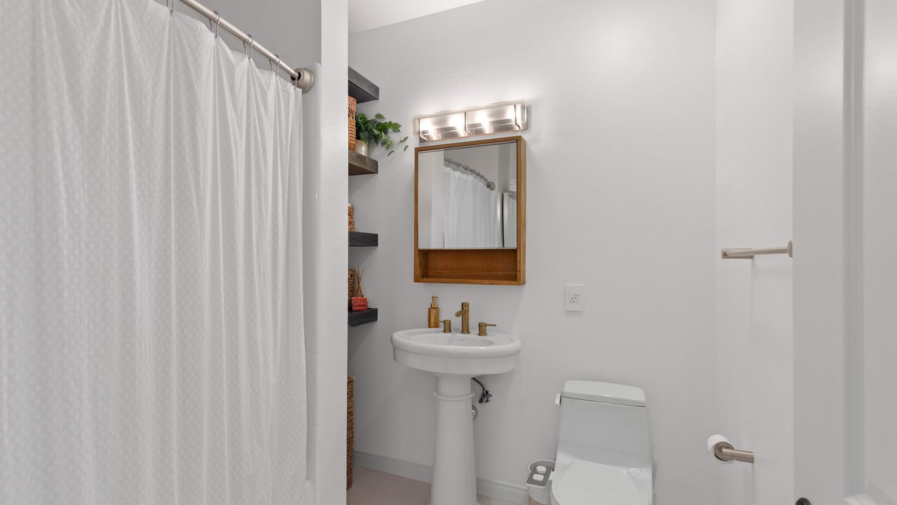 3819 1st Avenue # 210