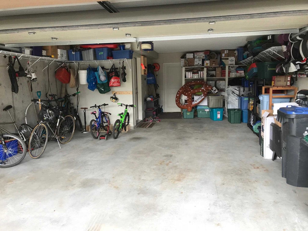 1214 Village Green Wy