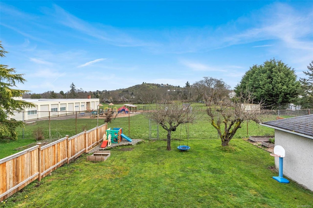 3411 Cedar Hill Rd, Saanich