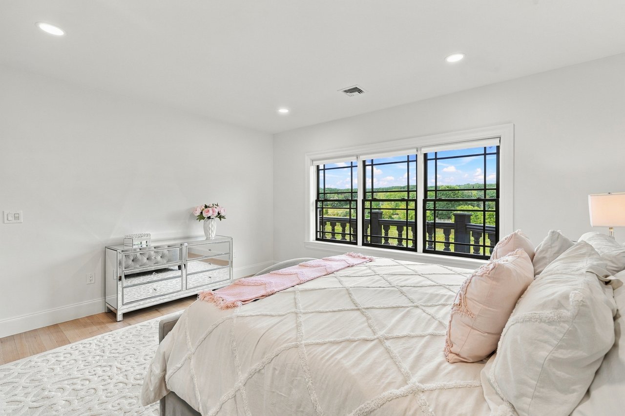 An Exceptional Southborough Estate