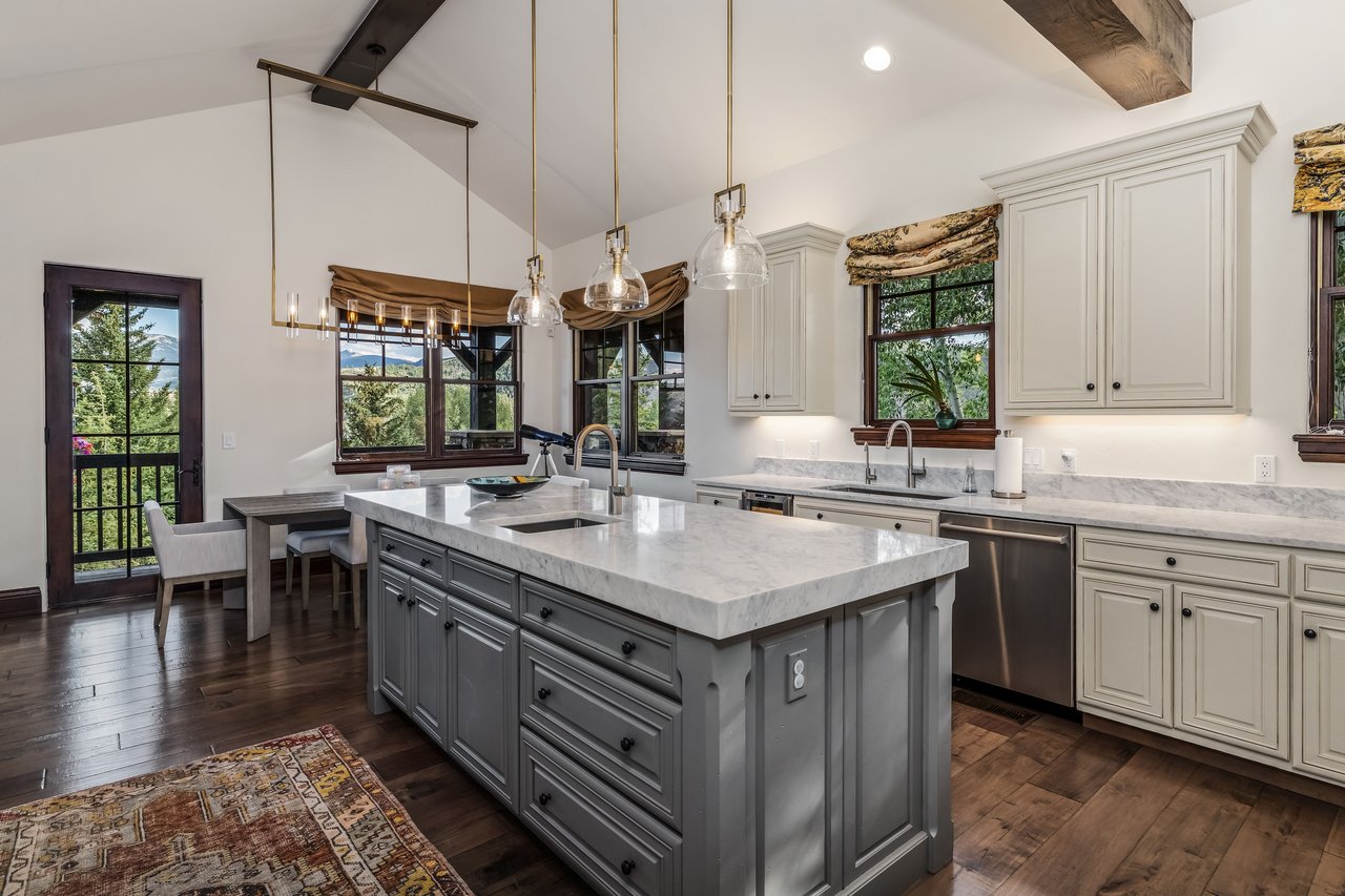 1372 Beard Creek Trail