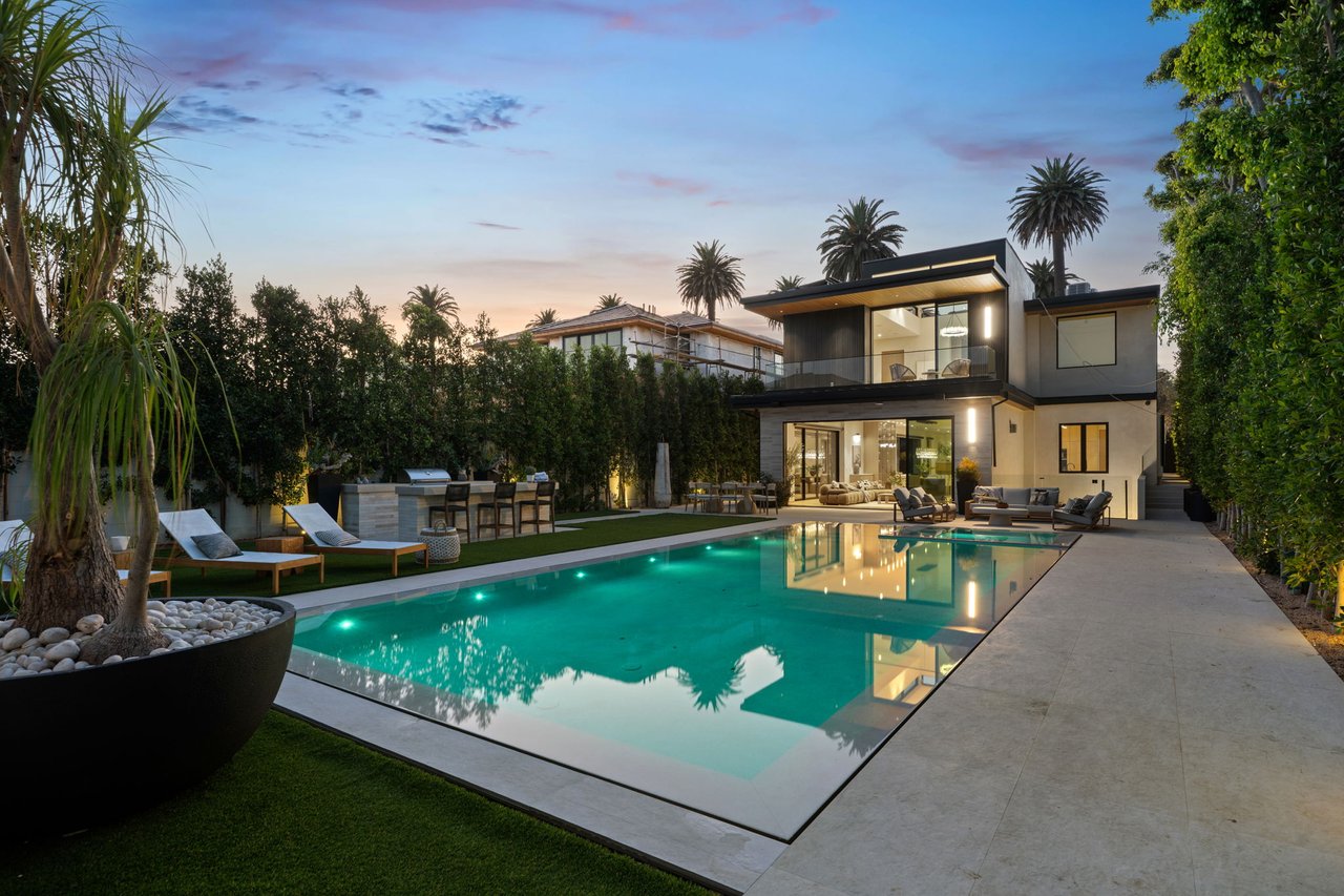 528 Marguerita Avenue