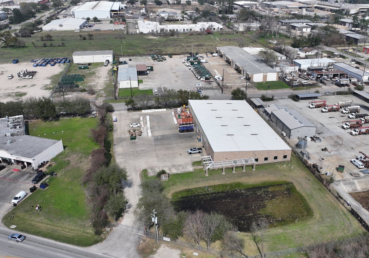 9424 W Little York Rd