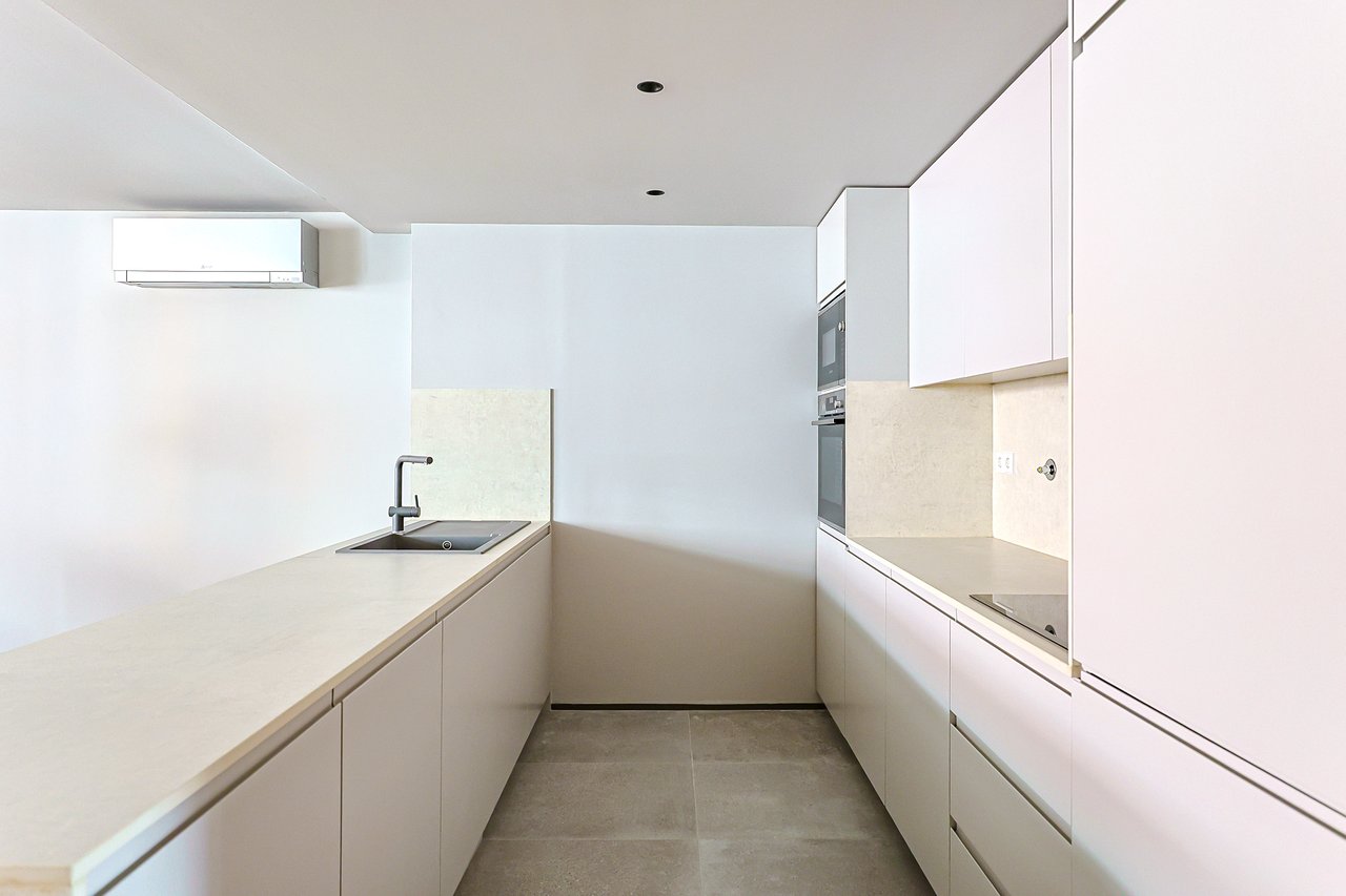 Stylish 2-Bedroom Apartment in the Heart of Lisbon with Exceptional Amenities