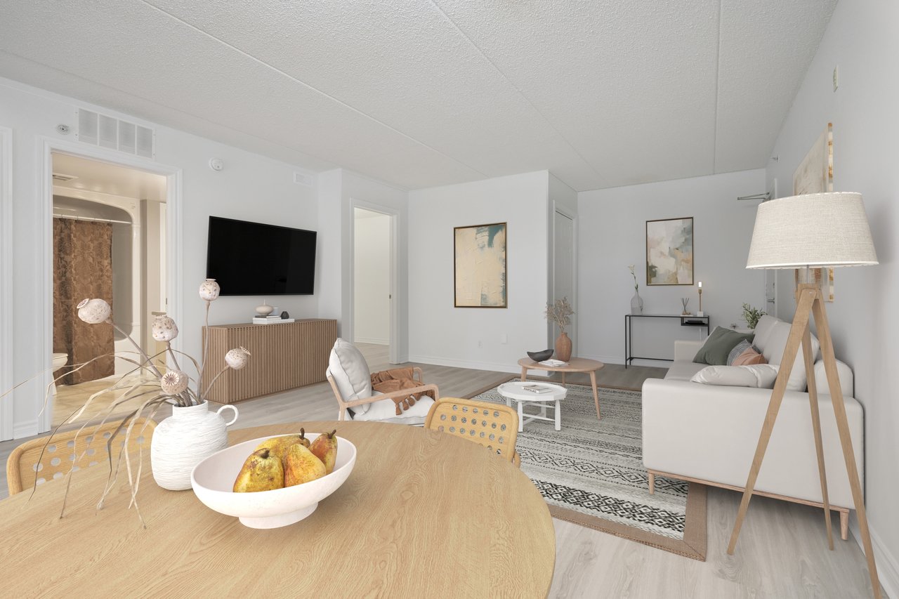 Upgraded 1 Bed+ Den Suite Overlooking Ravine