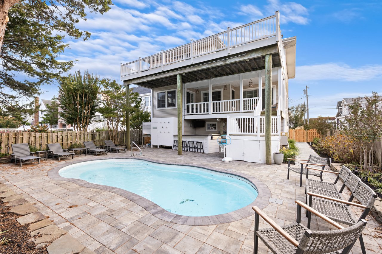 325 Iroquois Avenue, Beach Haven