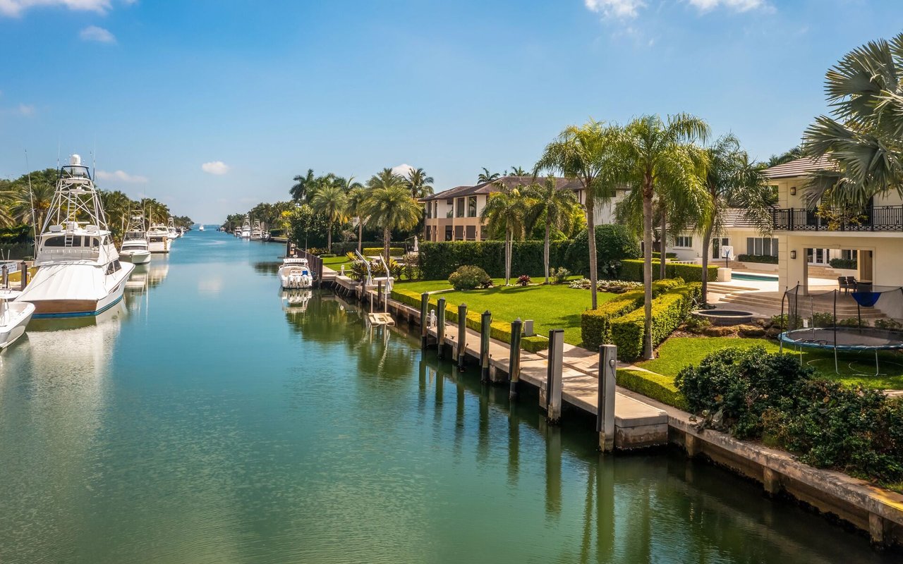 The Riverside of McGregor